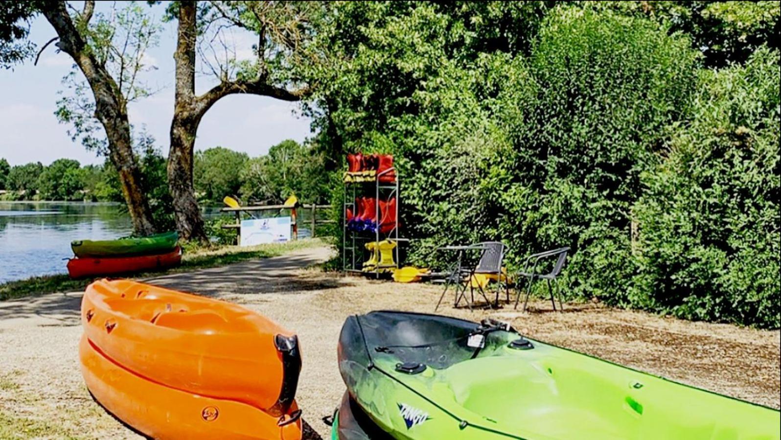 Logis Saponine Maison d'Hôtes climatisée Savonnières Esterno foto